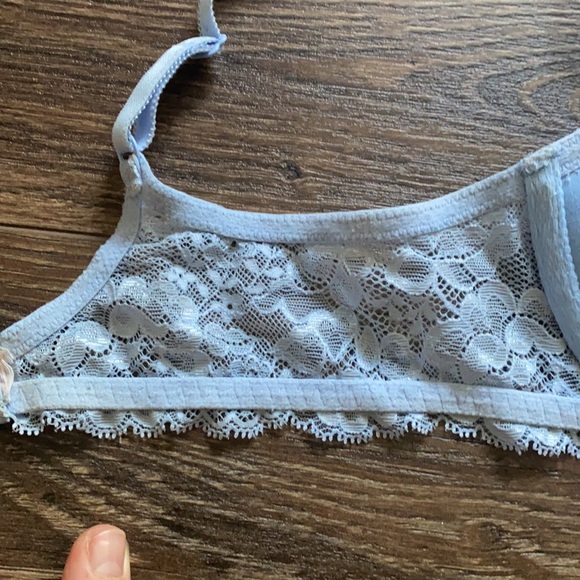 Victoria’s Secrets Push Up Bra - Picture 3 of 5